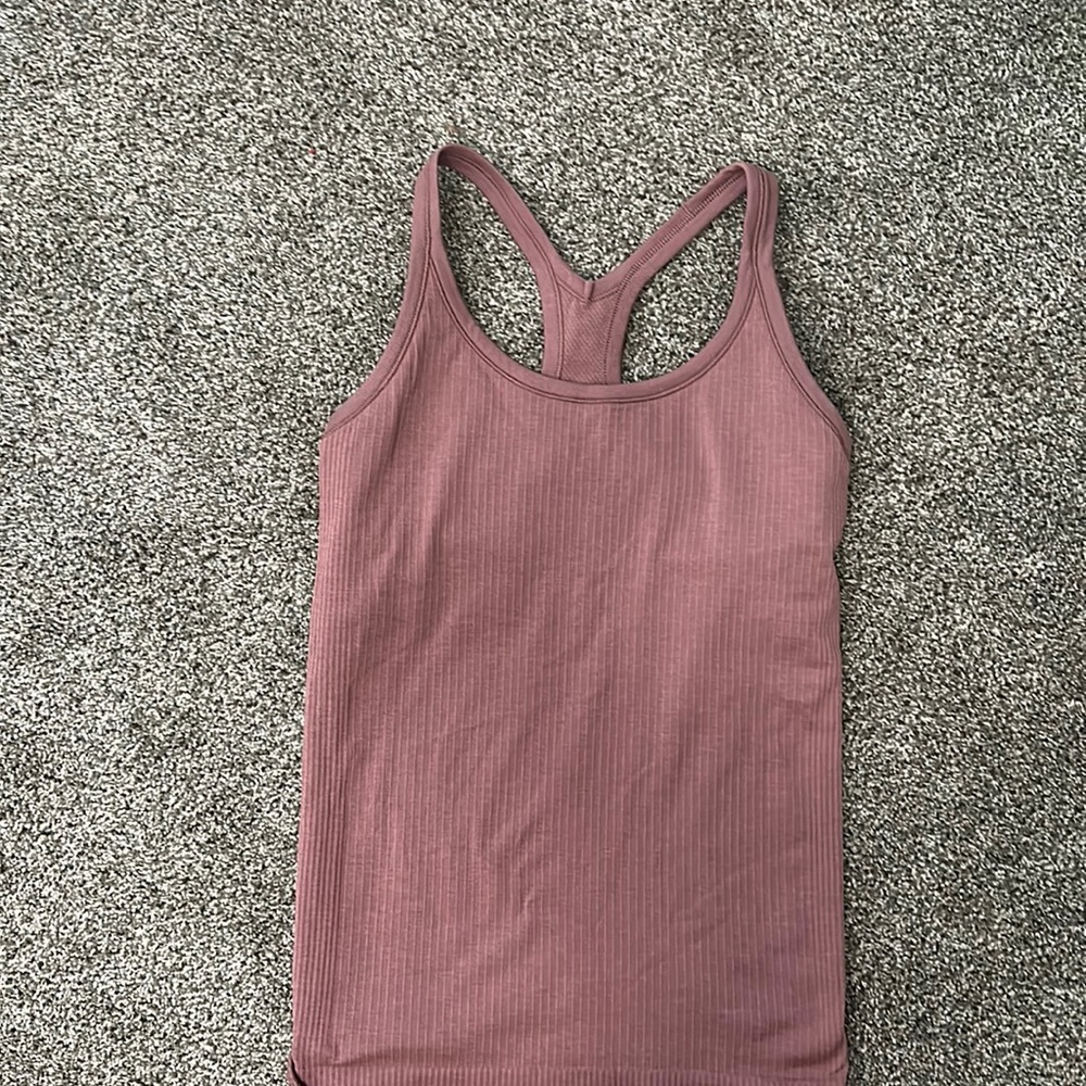 Lululemon - Ebb to Street Tank